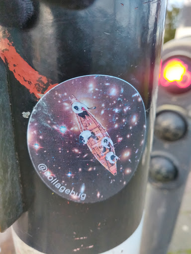 Street sticker Amsterdam @eollagebug