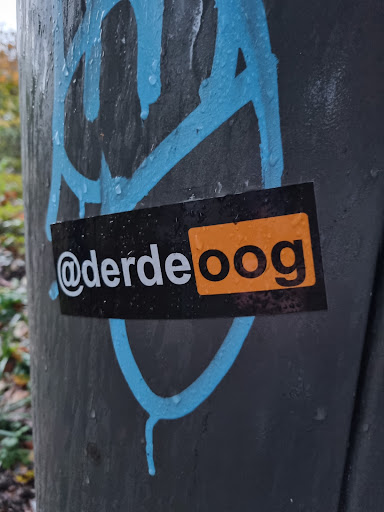 Street sticker @derde oog