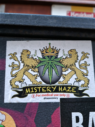 Street sticker Amsterdam MISTERY HAZE For medical use only Ⓡ @hazemistery BA