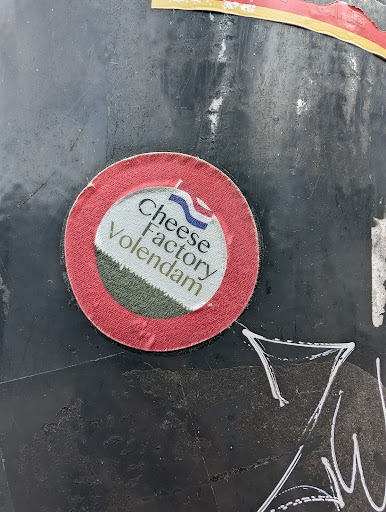 Street sticker KHH3 Cheese Factory Volendam