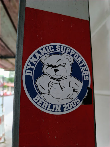 Street sticker Berlin DYNAMIC SUPPORTERS BERLIN 2005