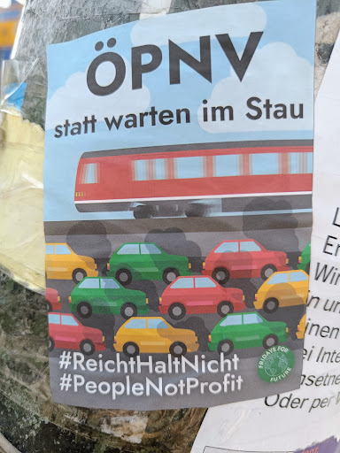 Street sticker Berlin &Ouml;PNV statt warten im Stau E Wir n un inen FRIDAYS FOR ei Inte FUTURE setne Oder per I ant