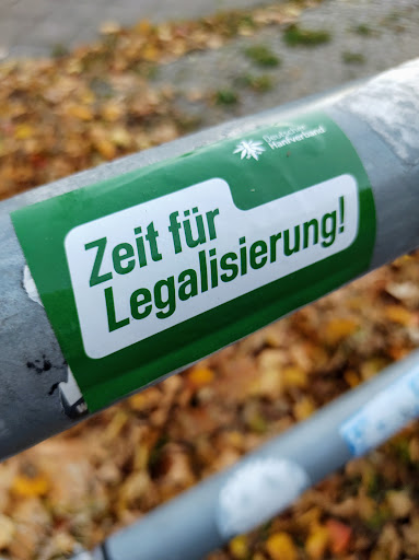 Street sticker Deutscher Hanfverband Zeit f&uuml;r Legalisierung! W