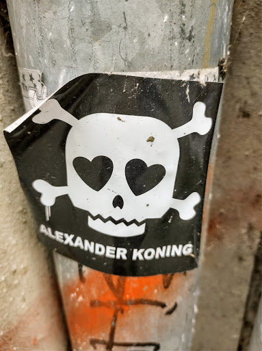 Street sticker Berlin ALEXANDER KONING