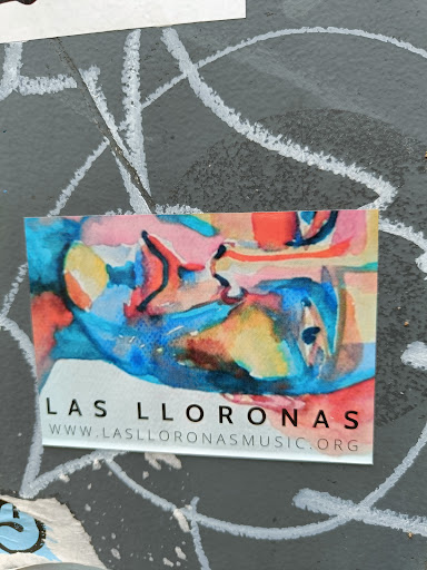 Street sticker LAS LLORONAS WWW. .LASLLORONASMUSIC. ORG