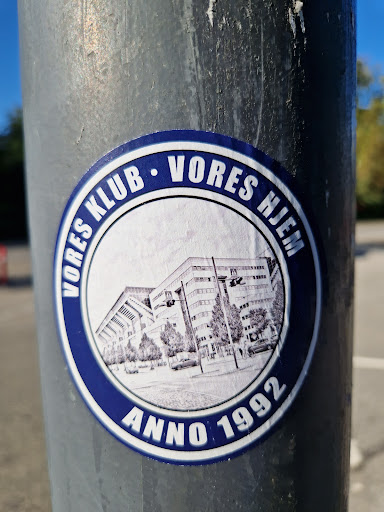 Street sticker Misc C VORES KLUB HJEM VORES ANNO 1992