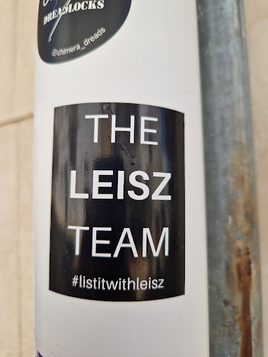 Street sticker Misc DREASSLOCKS @chimera_dreads THE LEISZ TEAM