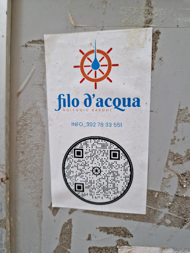 Street sticker Misc filo d'acqua BARCHE NOLEGGIO INFO_392 78 33 551 <a class="a-tag" href="https://flowcode.com/p/DKC2VWnh">https://flowcode.com/p/DKC2VWnh</a>