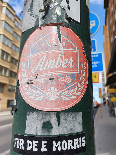 Street sticker Stockholm Amber PILSNER FOR DE E MORRIS