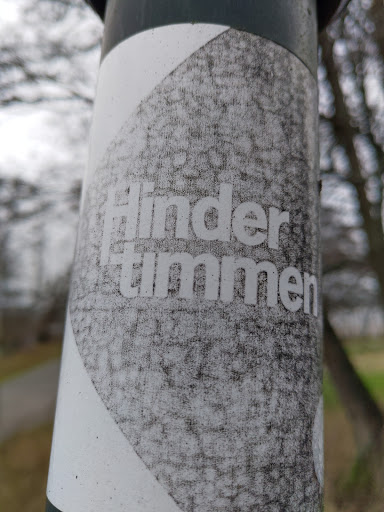 Street sticker Stockholm Hinder timmen