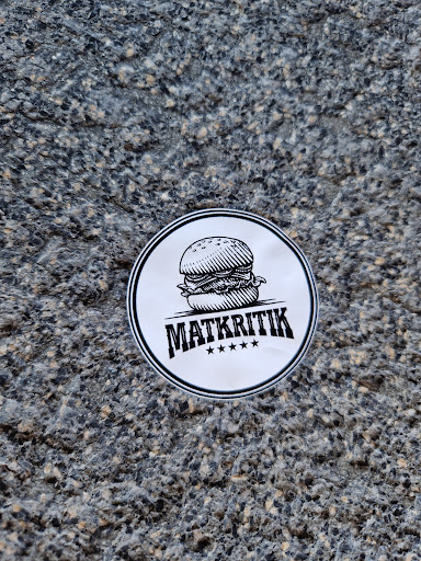 Street sticker Stockholm MATKRITIK