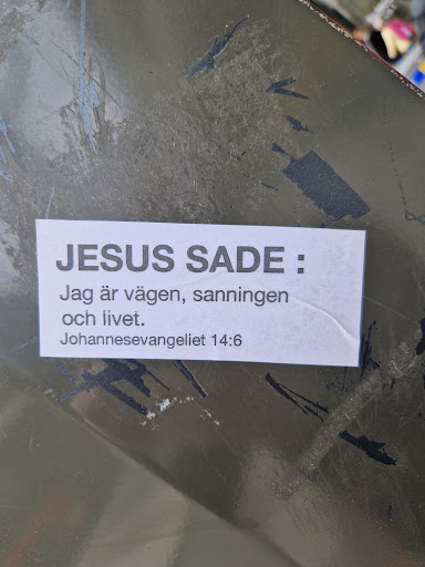 Street sticker JESUS SADE: Jag &auml;r v&auml;gen, sanningen och livet. Johannesevangeliet 14:6