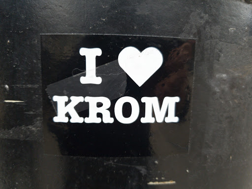 Street sticker I&hearts; KROM