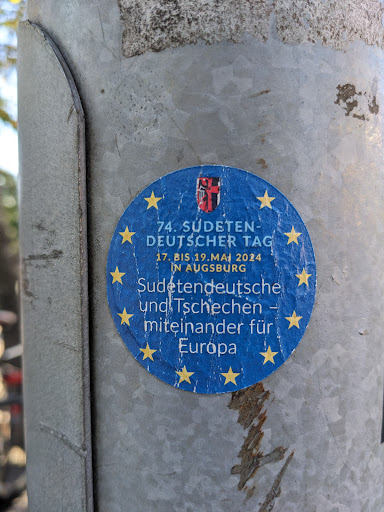 Street sticker Stockholm 74. S&Uacute;DETEN- DEUTSCHER TAG 17. BIS 19.MAI 2024 IN AUGSBURG Sud&eacute;tendeutsche und/Tschechen- miteinander f&uuml;r Europa