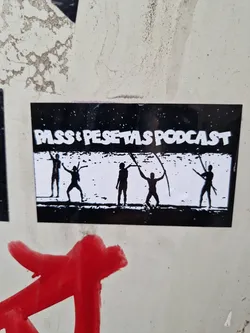 Black and white sticker with the text "Passos Pesetas Podcast" and an image of five silhouetted figures seemingly dancing or performing a ritual.