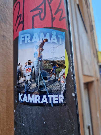 Street sticker Stockholm FRAM&Agrave;T IFK Goteburg ICA handlams KAMRATER