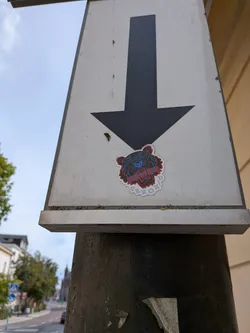 Street sticker A die-cut sticker featuring a stylized tiger head in dark blue and red, parodying the Kenzo logo with the text 'BENZO' and 'PEROXID'.