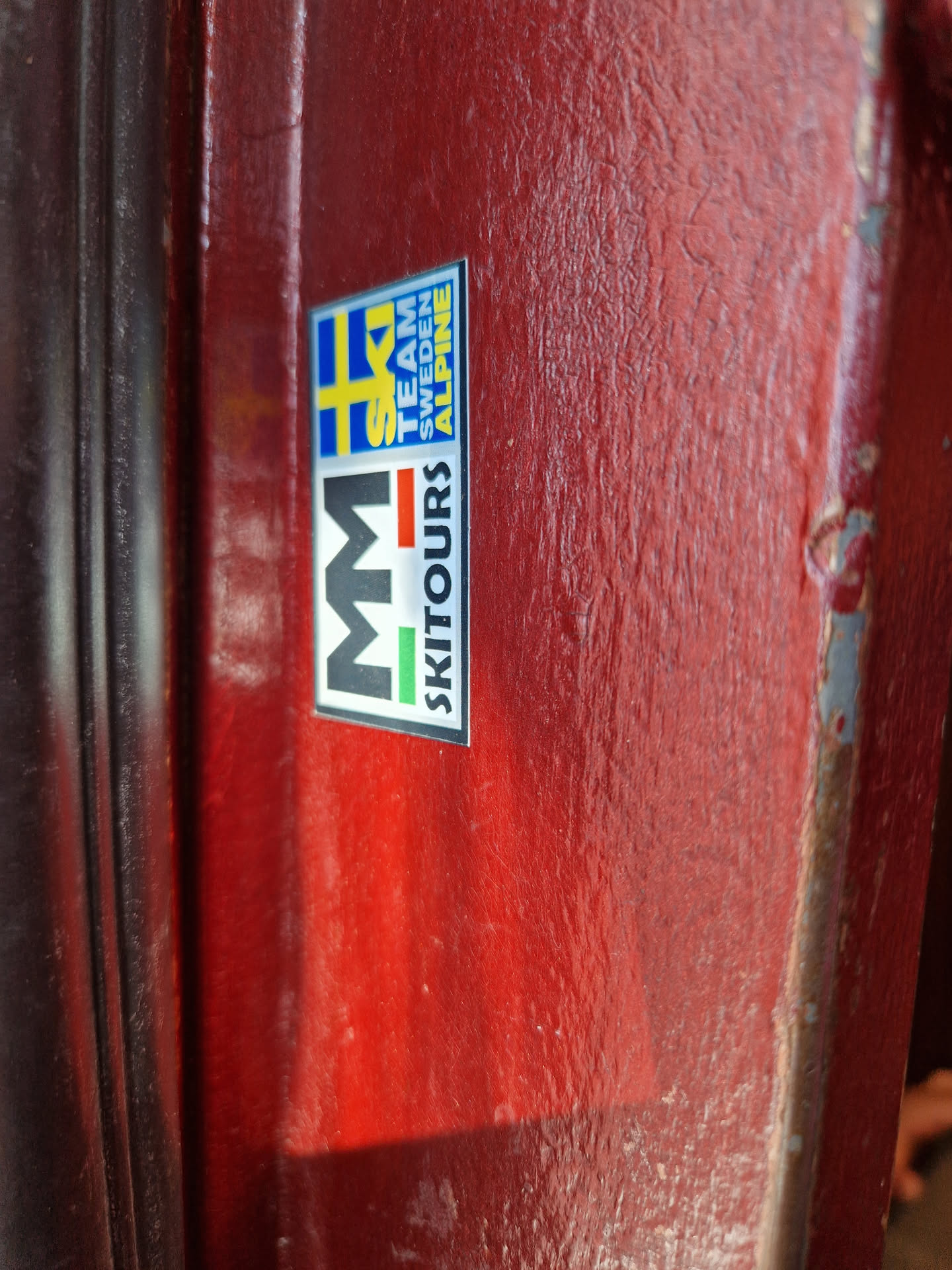 A sticker featuring a Swedish flag and the text "Team Sweden Alpine" and "MM Skitours".