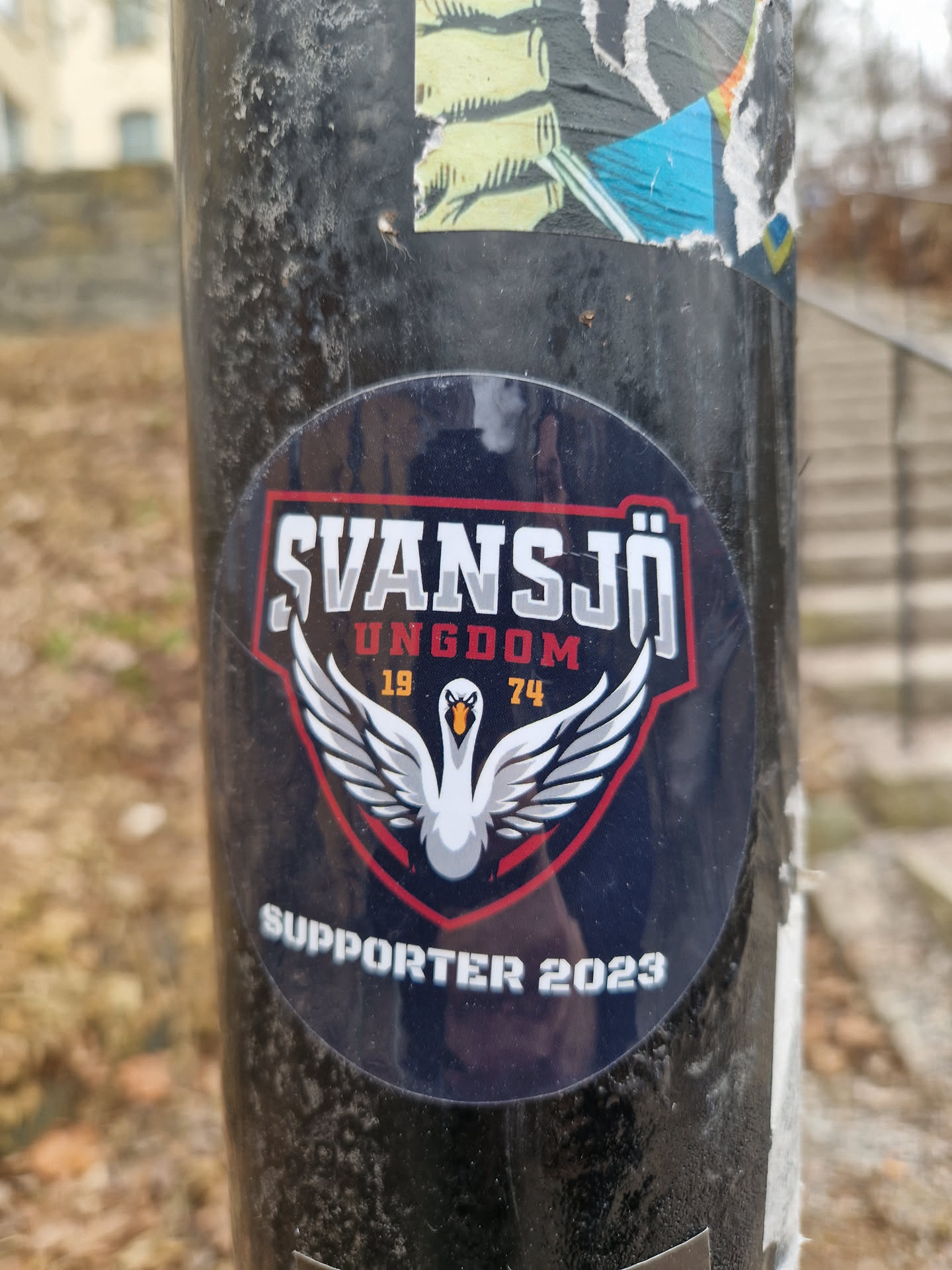 Round sticker featuring a swan logo with the text "Svanskjö Ungdom 19 74" and "Supporter 2023".