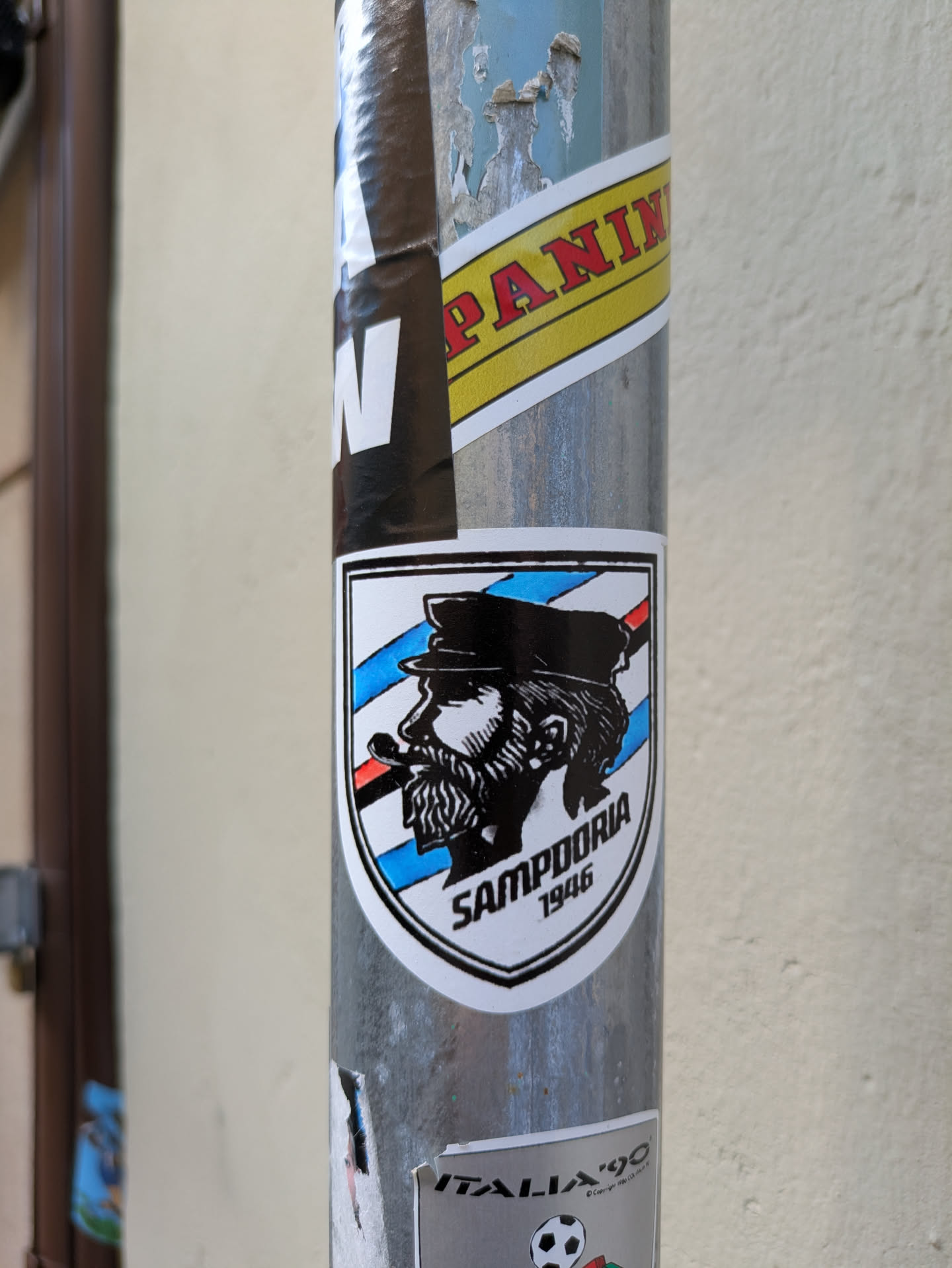 The sticker features the Sampdoria logo which includes a sailor smoking a pipe. The team name and the year 1946 are also present.